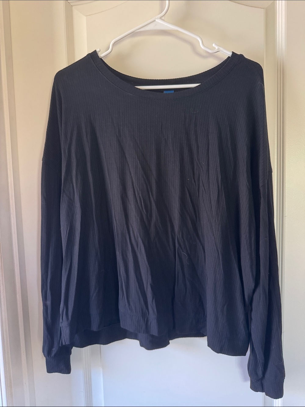 Old Navy Black Ribbed Long Sleeve Tee / D20